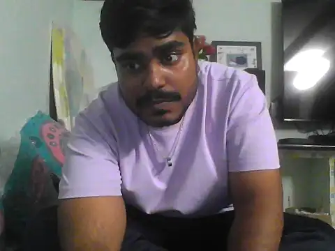 Snapshot of Foxboy65 chatting on 06-07-26, 06:33 Foxboy65 online show from 06-07-26, 06:33