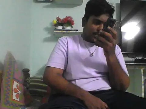 Snapshot of Foxboy65 chatting on 06-25-26, 06:23 Foxboy65 online show from 06-25-26, 06:23