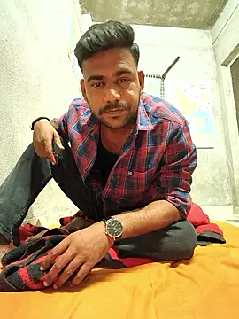 Snapshot of akshat234556 chatting on 04-08-26, 02:39 akshat234556 online show from 04-08-26, 02:39