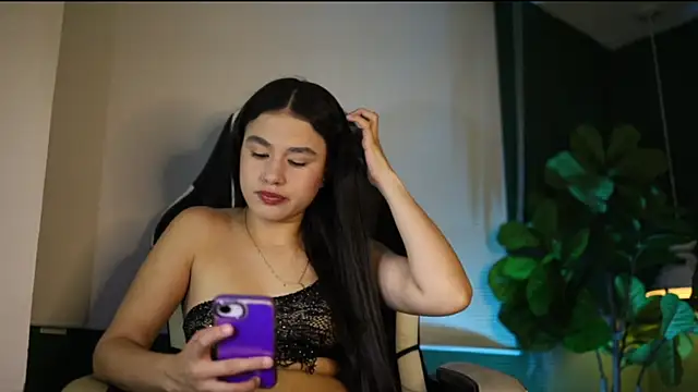 Danaa Rousee  online show from 06-13-26, 07:39
