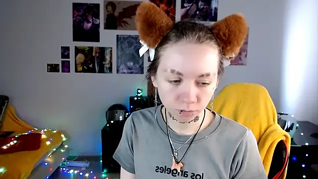 Nica Kawaii online show from 04-20-26, 09:01