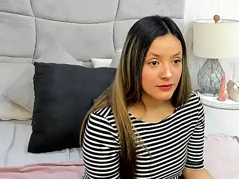 CynthiaMore online show from 03-30-26, 03:35