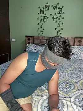 your bhabhi love online show from 05-11-26, 05:21