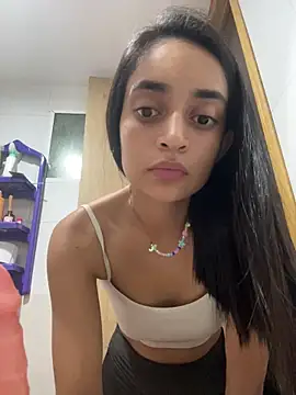 Snapshot of leilani_X chatting on 03-17-26, 12:04 leilani X online show from 03-17-26, 12:04