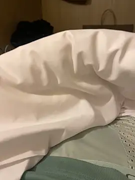 Snapshot of Youngboys4u chatting on 03-09-26, 02:54 Youngboys4u online show from 03-09-26, 02:54