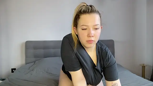 alyrasun online show from 03-19-26, 06:17