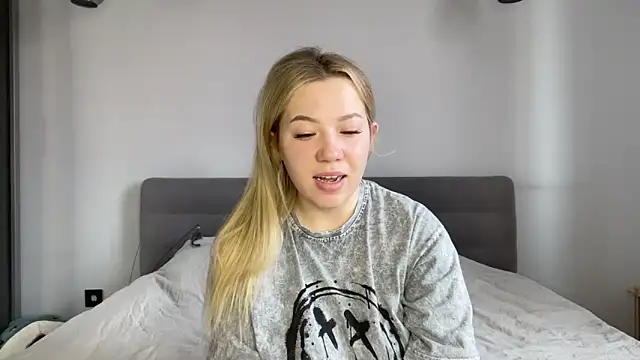 alyrasun online show from 04-14-26, 05:57