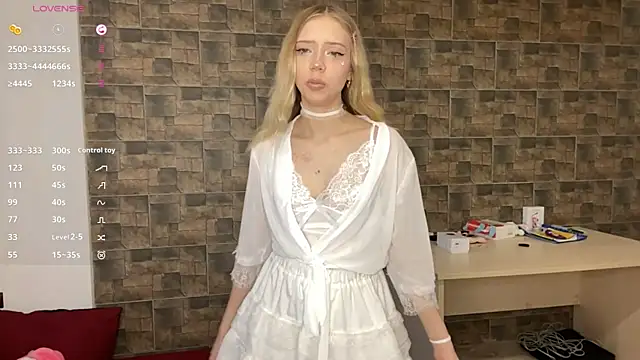 AliceGorley online show from 05-24-26, 04:56