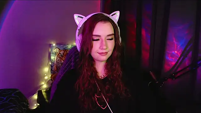 Celia Sensual  online show from 05-10-26, 08:25