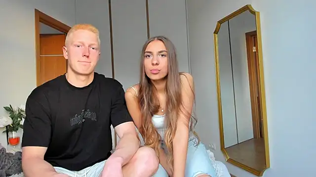 StepSisandStepBro online show from 04-17-26, 05:27