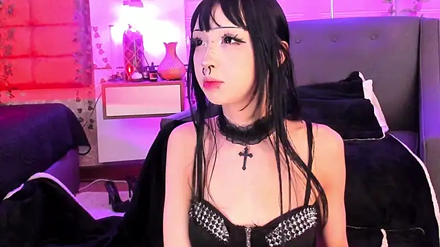 Vickmoon online show from 05-23-26, 08:02
