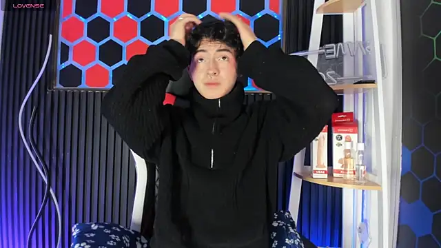 Cristopher Wild online show from 04-23-26, 08:22