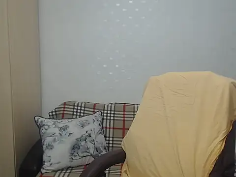 BlondEagleMuscle online show from 05-28-26, 08:28