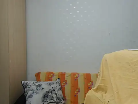 Snapshot of BlondEagleMuscle chatting on 07-17-26, 08:57 BlondEagleMuscle online show from 07-17-26, 08:57