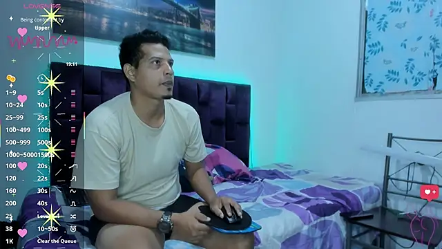 Chaarlotte Foxx online show from 04-27-26, 01:47