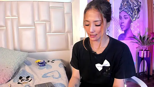 ZoeTaylorl online show from 04-17-26, 11:24