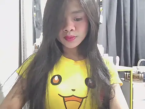 YunaBigCock online show from 06-30-26, 08:15