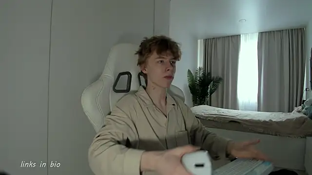 Wawesuc online show from 03-24-26, 05:45