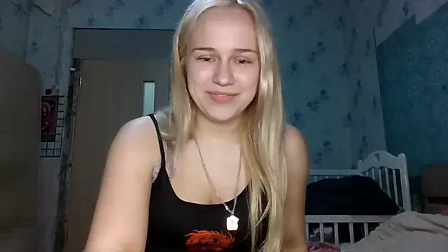 Barbie   girl online show from 04-04-26, 03:53