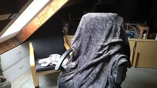 Snapshot of Densco1984 chatting on 03-13-26, 10:55 Densco1984 online show from 03-13-26, 10:55