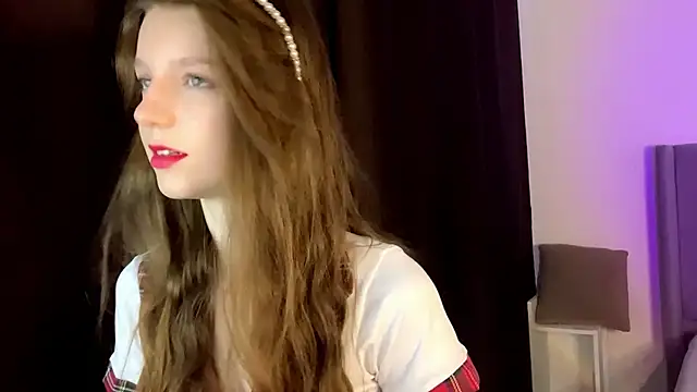 Kissme Kira online show from 03-08-26, 08:23