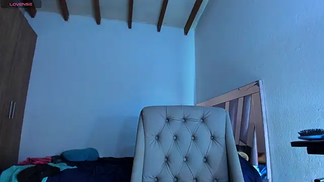 SkyeGabbyRose online show from 07-11-26, 09:45