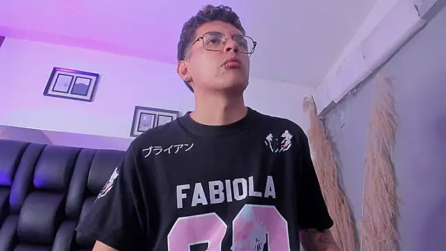 Snapshot of dalhia_and_hades chatting on 05-16-26, 12:59 dalhia and hades online show from 05-16-26, 12:59