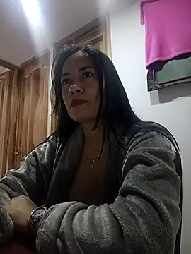 Erin oficial online show from 03-09-26, 07:29