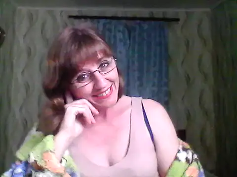 Alisaprice077 online show from 05-31-26, 06:09