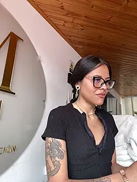 Cloe pink1 online show from 03-16-26, 04:22