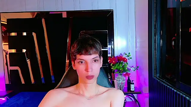 Stefany PiInk online show from 05-08-26, 12:21