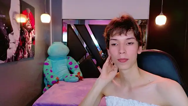 Stefany PiInk online show from 06-06-26, 12:10