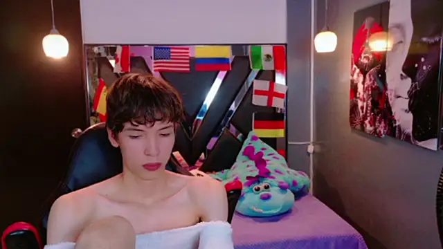 Stefany PiInk online show from 06-14-26, 02:52