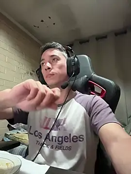 Cr1sXPorn online show from 03-16-26, 01:55