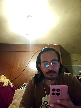 Snapshot of KIKE_LION990 chatting on 04-06-26, 09:16 KIKE LION990 online show from 04-06-26, 09:16