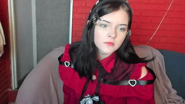 EsterTwilight online show from 04-10-26, 03:50