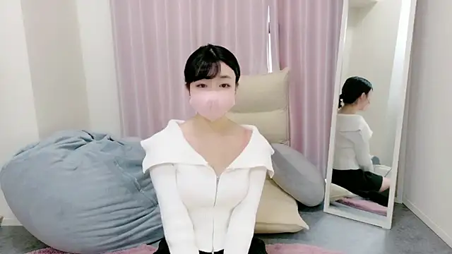 Snapshot of Yu-ko_ chatting on 03-19-26, 05:44 Yu-ko online show from 03-19-26, 05:44