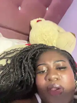 KiaraJohnsonn online show from 04-04-26, 12:42