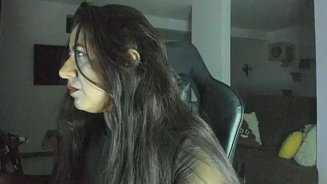 Snapshot of cassie_jim__ chatting on 07-01-26, 04:14 cassie jim online show from 07-01-26, 04:14