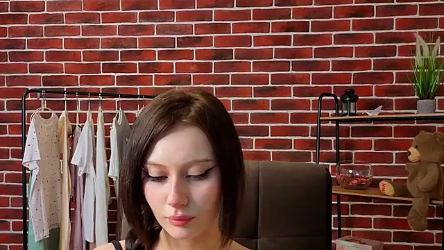 Snapshot of MargarettHampton chatting on 03-27-26, 01:22 MargarettHampton online show from 03-27-26, 01:22