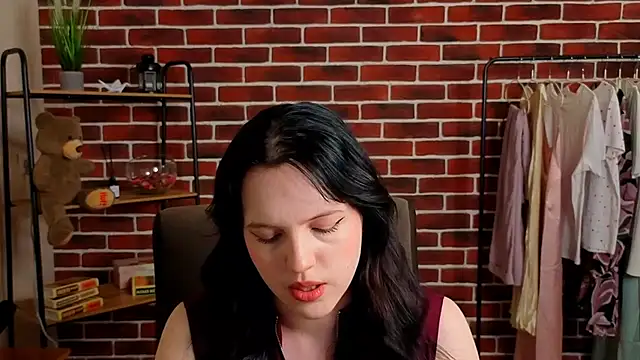 Snapshot of MarshaaOliver chatting on 03-23-26, 11:36 MarshaaOliver online show from 03-23-26, 11:36