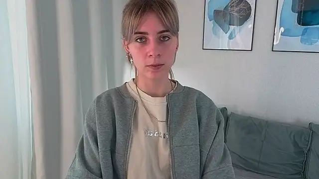 Snapshot of RebeccaaNelson chatting on 03-25-26, 07:14 RebeccaaNelson online show from 03-25-26, 07:14