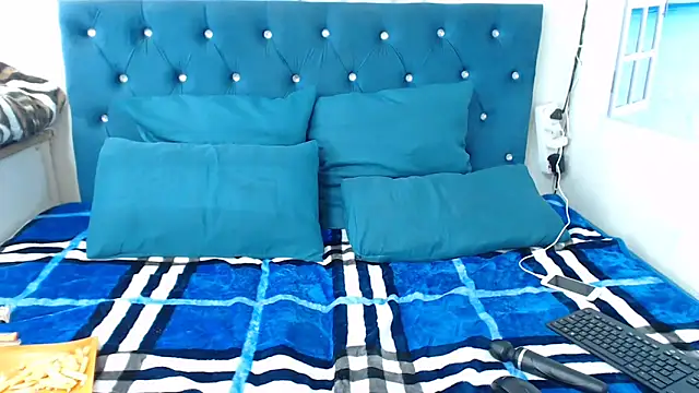 CuteBubbles13th online show from 04-20-26, 12:30