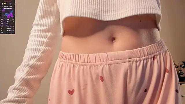 ErinnPieloch online show from 04-27-26, 07:23