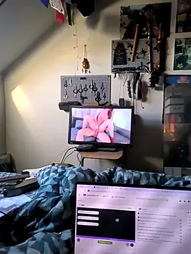 ibitsu666 online show from 03-18-26, 07:22