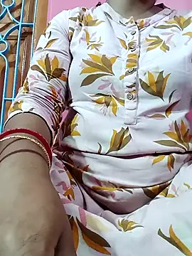 Snapshot of Sonia__21 chatting on 03-11-26, 07:36 Sonia 21 online show from 03-11-26, 07:36