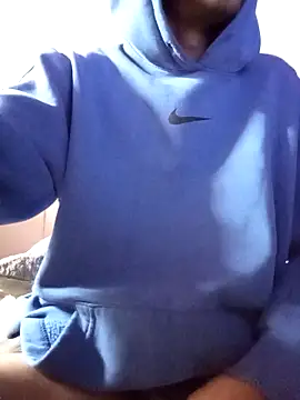 SeuDono  online show from 04-15-26, 01:45