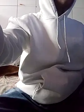 SeuDono  online show from 04-21-26, 09:17