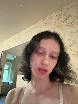 AmanitaXXX69 online show from 06-19-26, 12:53