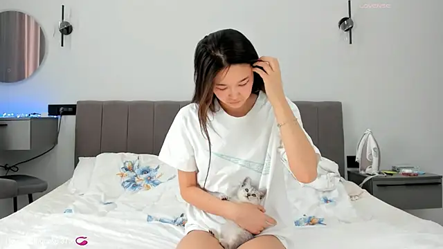 kasumikawa online show from 04-30-26, 01:23